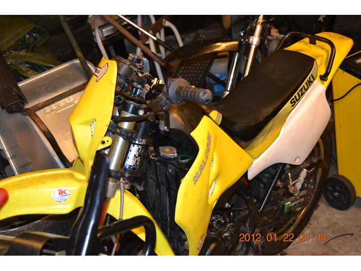 {{currentPhoto.altText}} billede {{currentPhoto.number}}