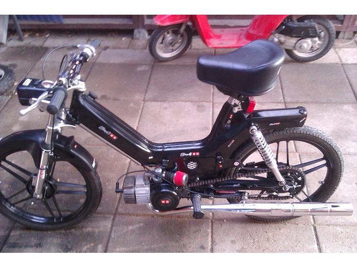 {{currentPhoto.altText}} billede {{currentPhoto.number}}