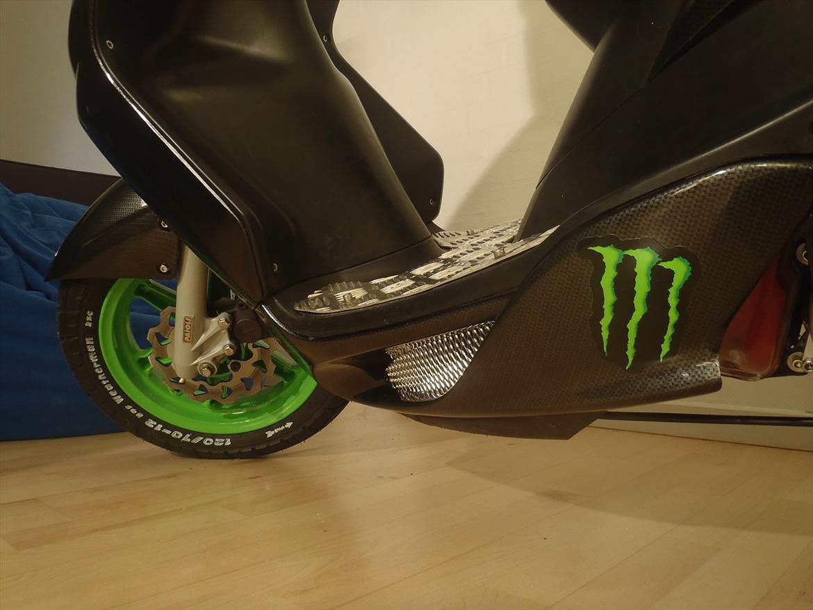 Yamaha Jog R Monster Edition "Carbon"   [Nu] SOLGT billede 10