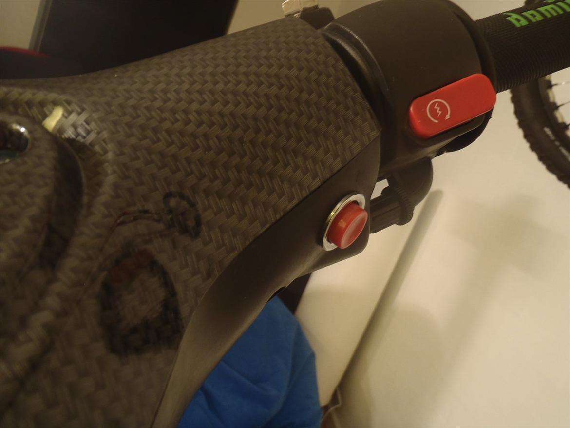 Yamaha Jog R Monster Edition "Carbon"   [Nu] SOLGT billede 17