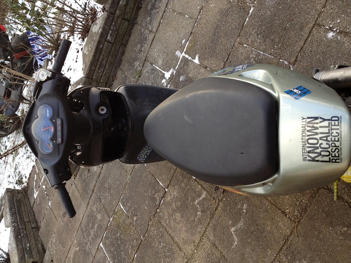 Aprilia sonic Luna billede 8