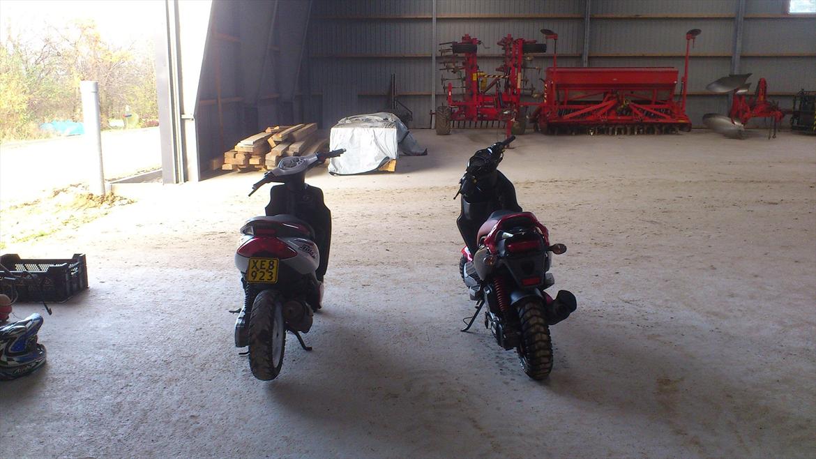 Yamaha Jog r   *SOLGT* billede 5