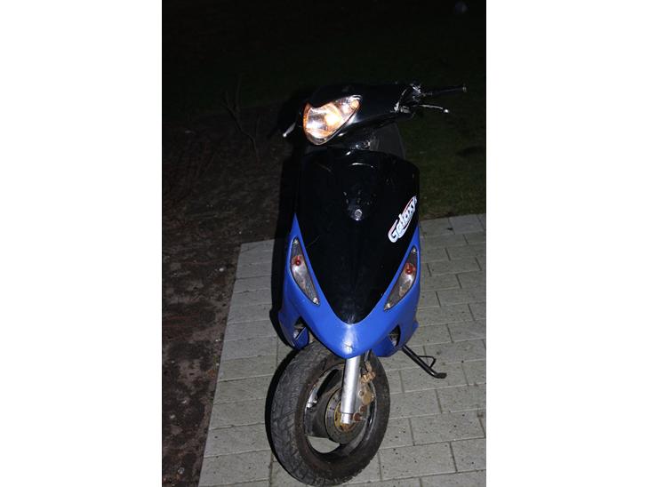 {{currentPhoto.altText}} billede {{currentPhoto.number}}