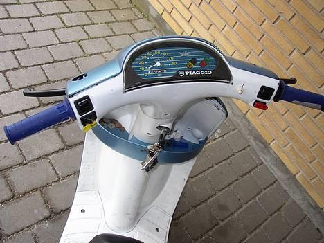Piaggio zip **solgt** billede 2