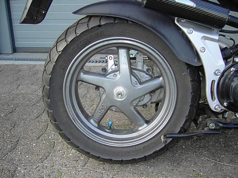 Suzuki street(solgt) billede 4