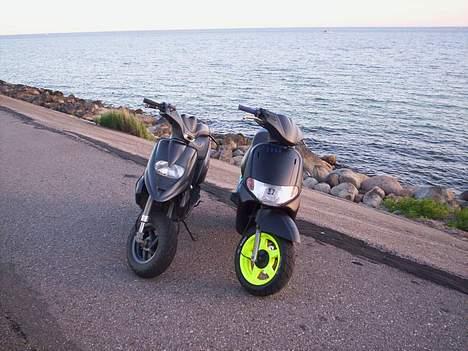 Derbi Crazy Bullet{Neonbanden©} billede 5