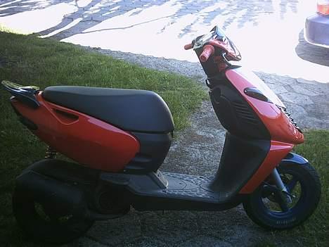 Aprilia Sonic GP {Solgt}  billede 2