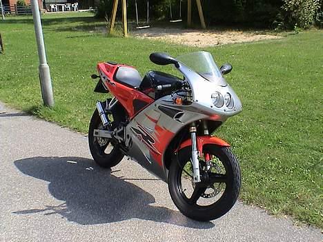 Derbi GPR 50....SOLGT billede 3