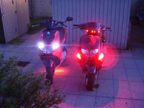 PGO Dr Big - SOLGT! - Min til højre og, Kim´s Speedfight til venstre billede 4