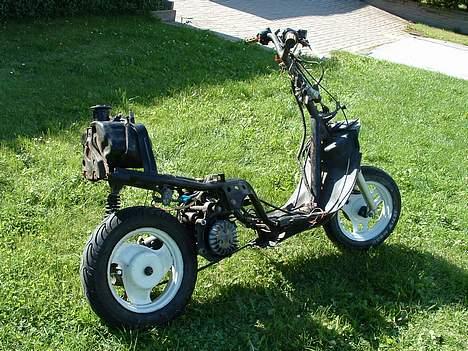 Yamaha Jog (solgt) billede 16