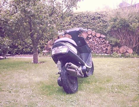 Yamaha Jog FS // "SOLGT" billede 5