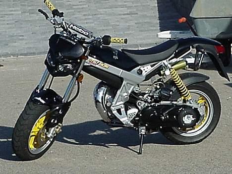 Suzuki street magic billede 4