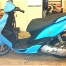 Yamaha jog r (AC)  væk