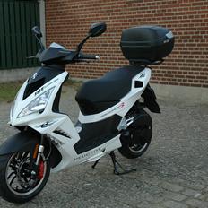 Peugeot Speedfight 3