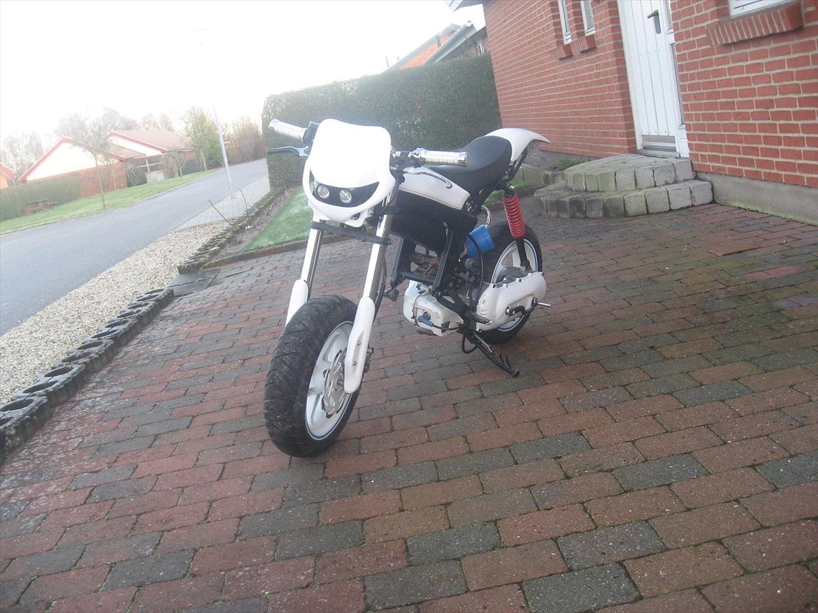 Suzuki Street Magic-White Ninja! billede 10