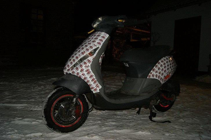 Piaggio zip 4T billede 2