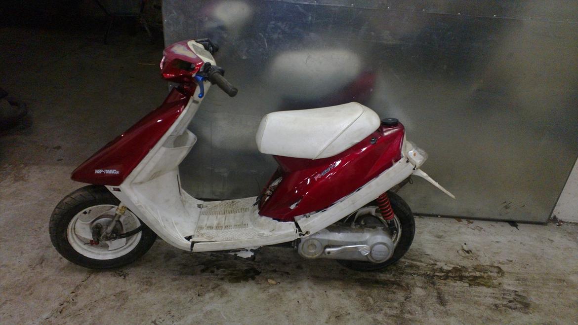 Yamaha jog as-fs - Før den fik skiftet stel forgaffel og skjolde  billede 4