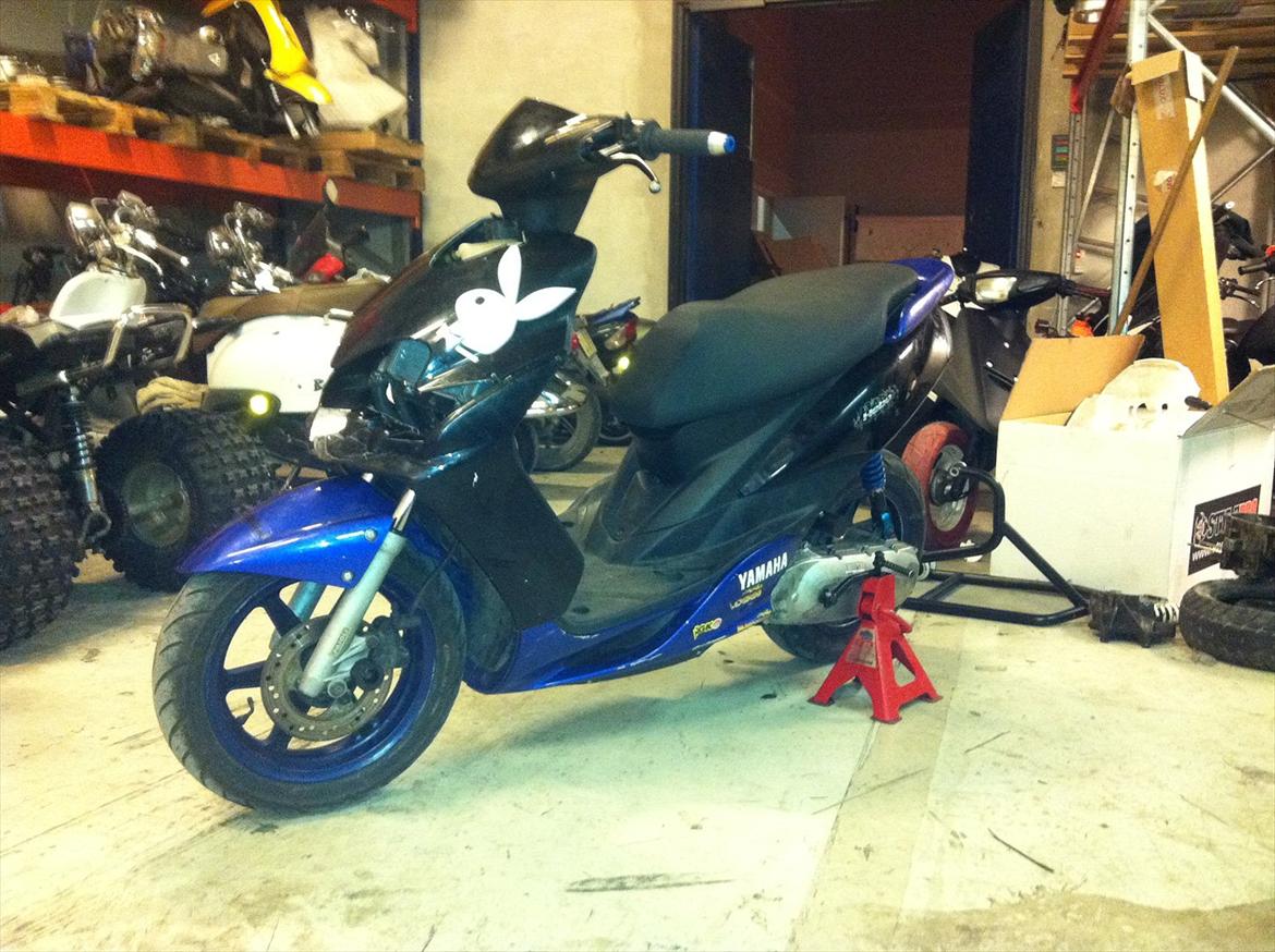 Yamaha jog r R/T billede 2