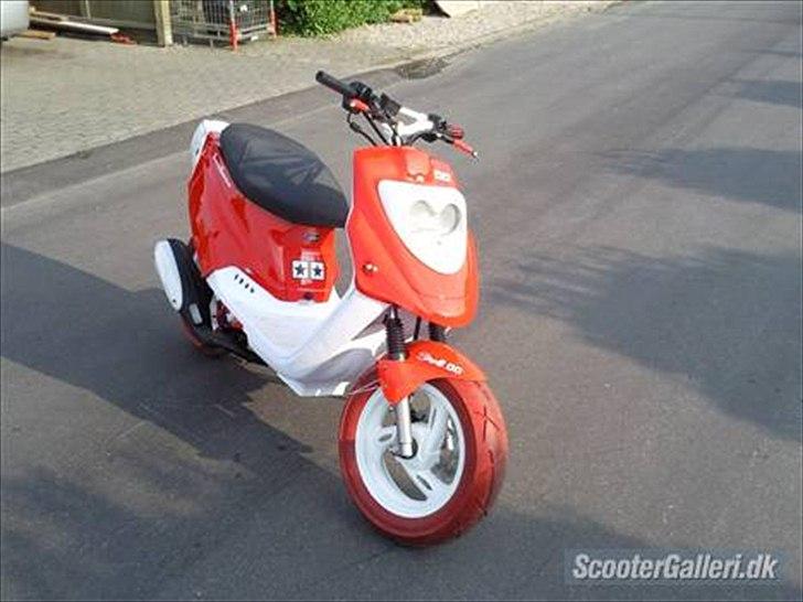 PGO Hot 50 billede 1