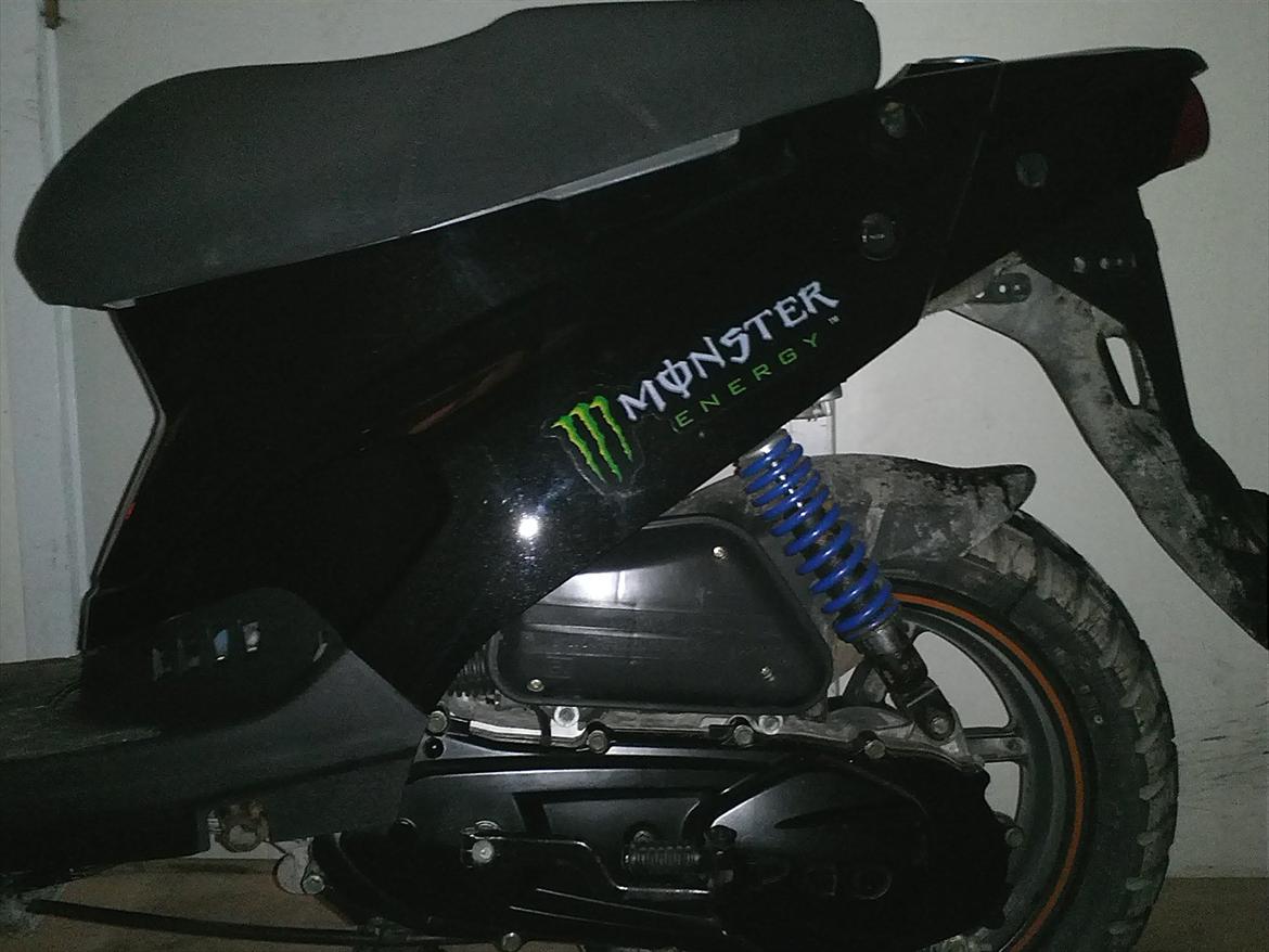 PGO Hot 50 - Monster Energy! <3 ps. gammel støddæmper! Den er blevet skiftet.. ;) billede 5