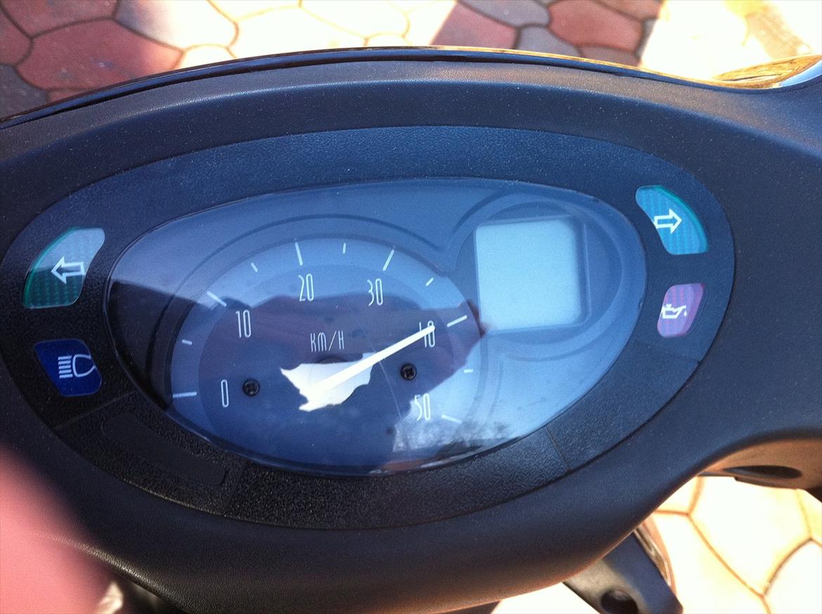 Yamaha neos billede 5