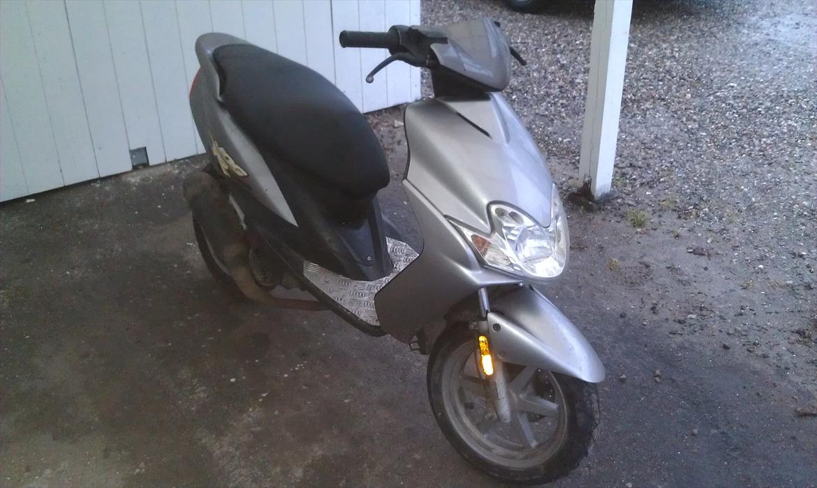 Yamaha Jog R billede 1