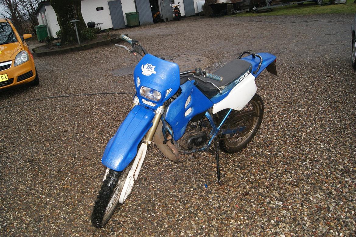 Suzuki RMX billede 4