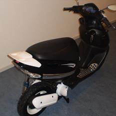 Aprilia Sonic 05/2012