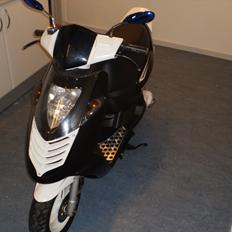 Aprilia Sonic 05/2012