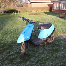 Yamaha jog as [Tild scooter.]