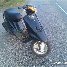 Yamaha jog as [Tild scooter.]