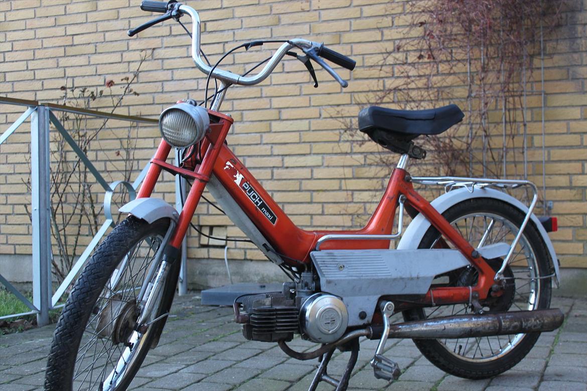 Puch Maxi P  - Kør Puch og vær gæsten, kør PGO og kom for sent til festen!  billede 1