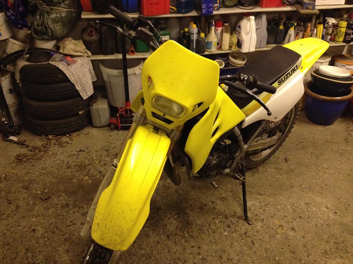 Suzuki Rmx [Tidl. scooter] billede 2