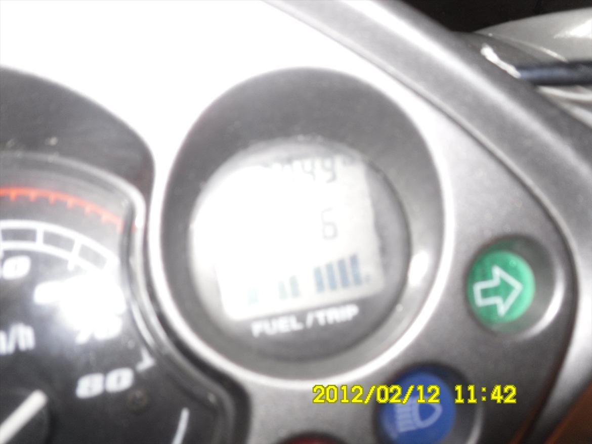 Yamaha ## Jog r ## ***Solgt*** billede 9