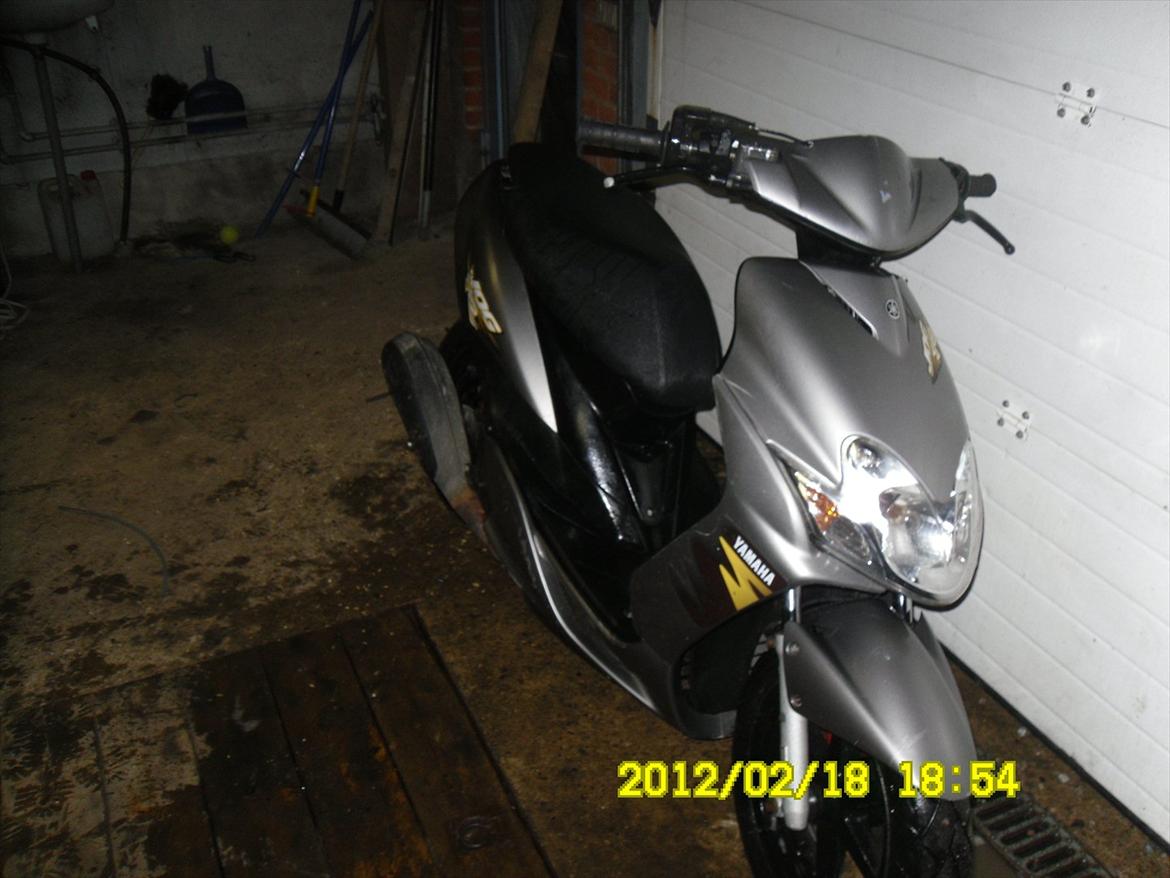 Yamaha ## Jog r ## ***Solgt*** billede 15