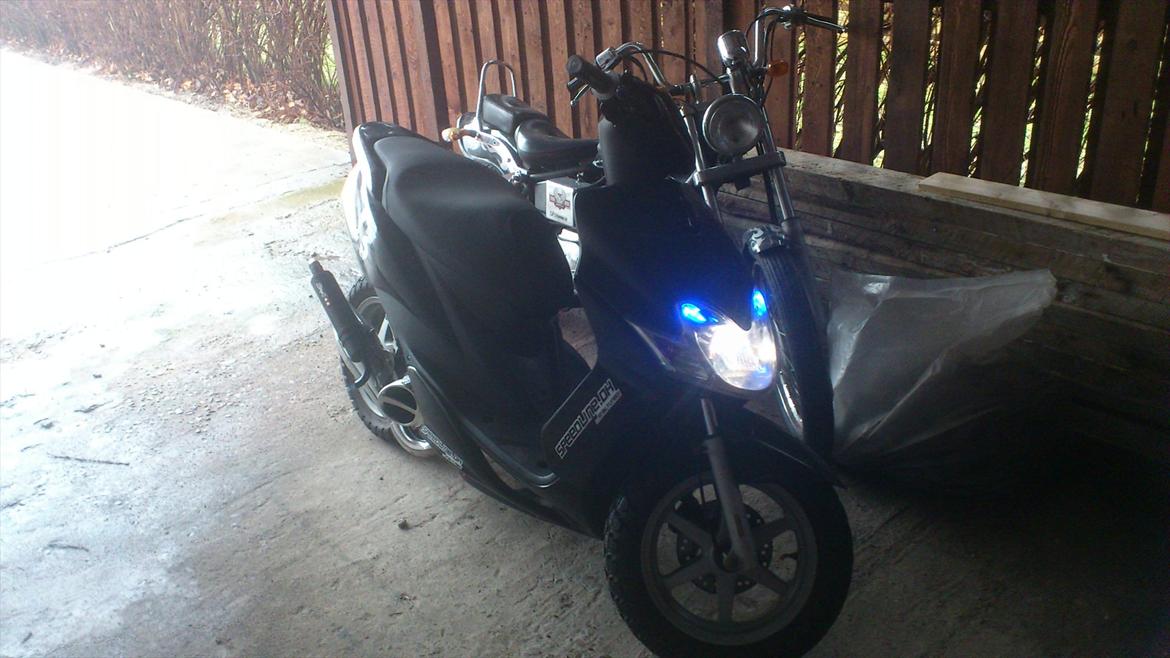 Yamaha jog r billede 4