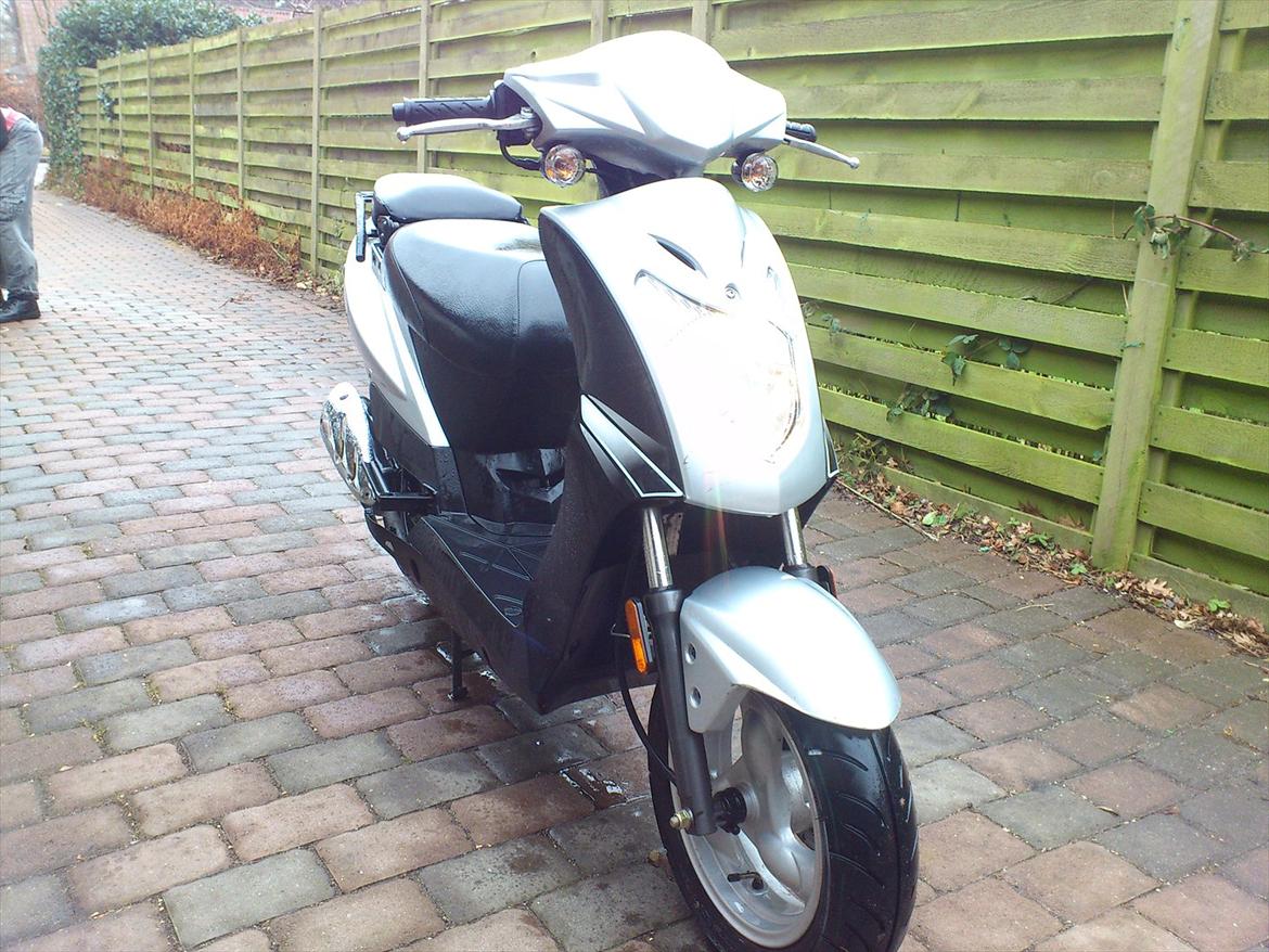 Kymco Agility [Tidl. scooter] billede 1