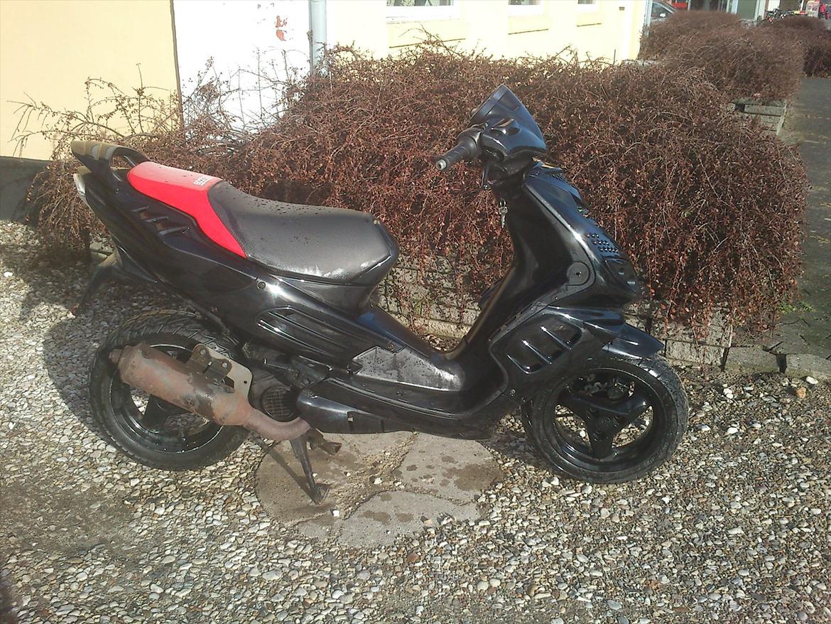 Peugeot speedfight 2 billede 1