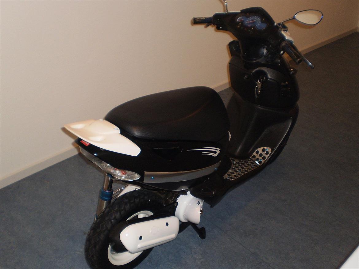 Aprilia Sonic 05/2012 billede 2