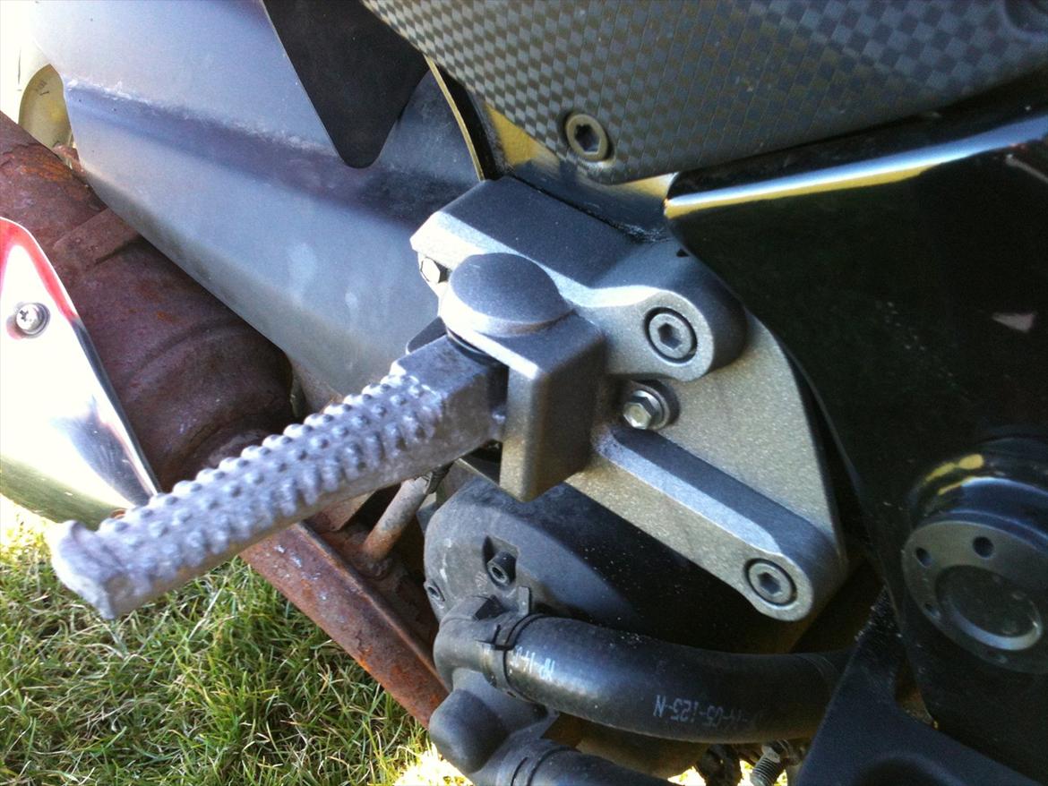 Peugeot Jetforce C-Tech - FodHviler til Passager, Kan foldes ind billede 19