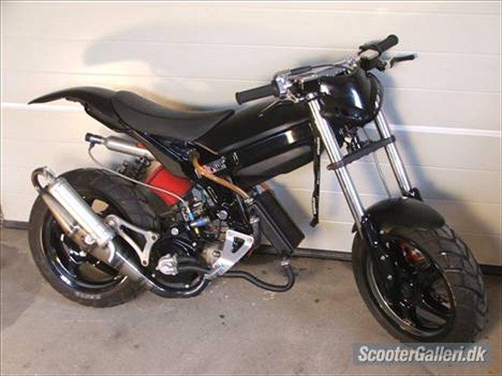 Suzuki Street Magic LC DD ROX NOS (STJÅLET) billede 1