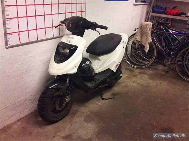 {{currentPhoto.altText}} billede {{currentPhoto.number}}