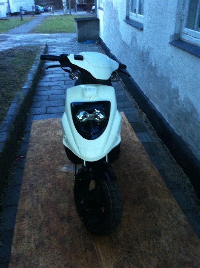 PGO Hot 50 billede 1