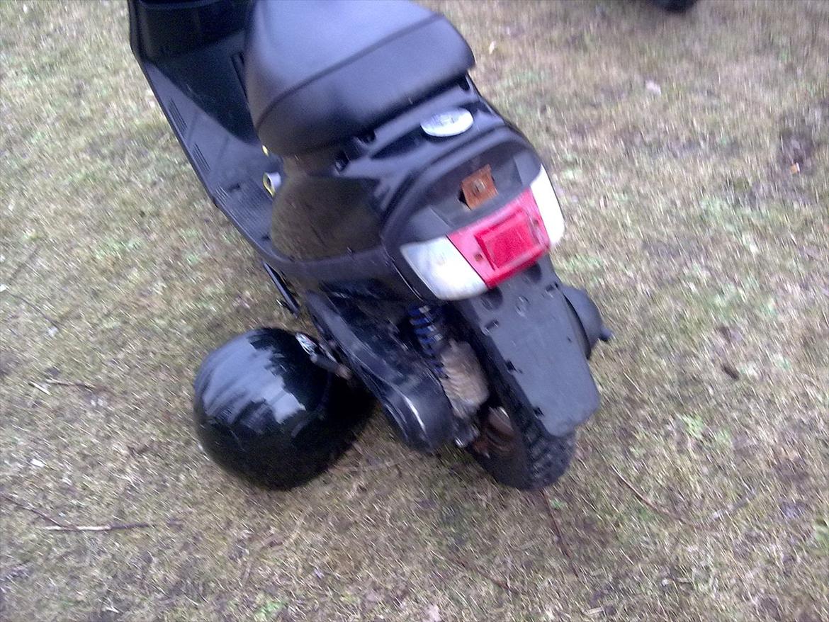 Yamaha jog as. SOLGT. billede 4