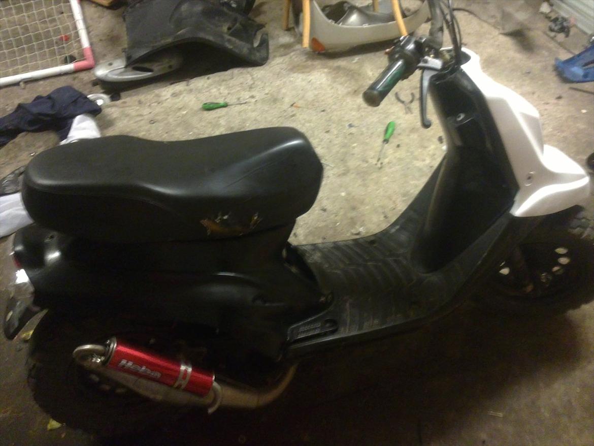 MBK booster billede 2