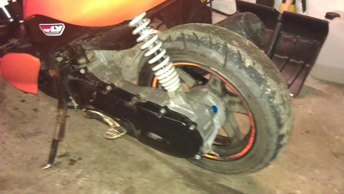 Yamaha jog r billede 3