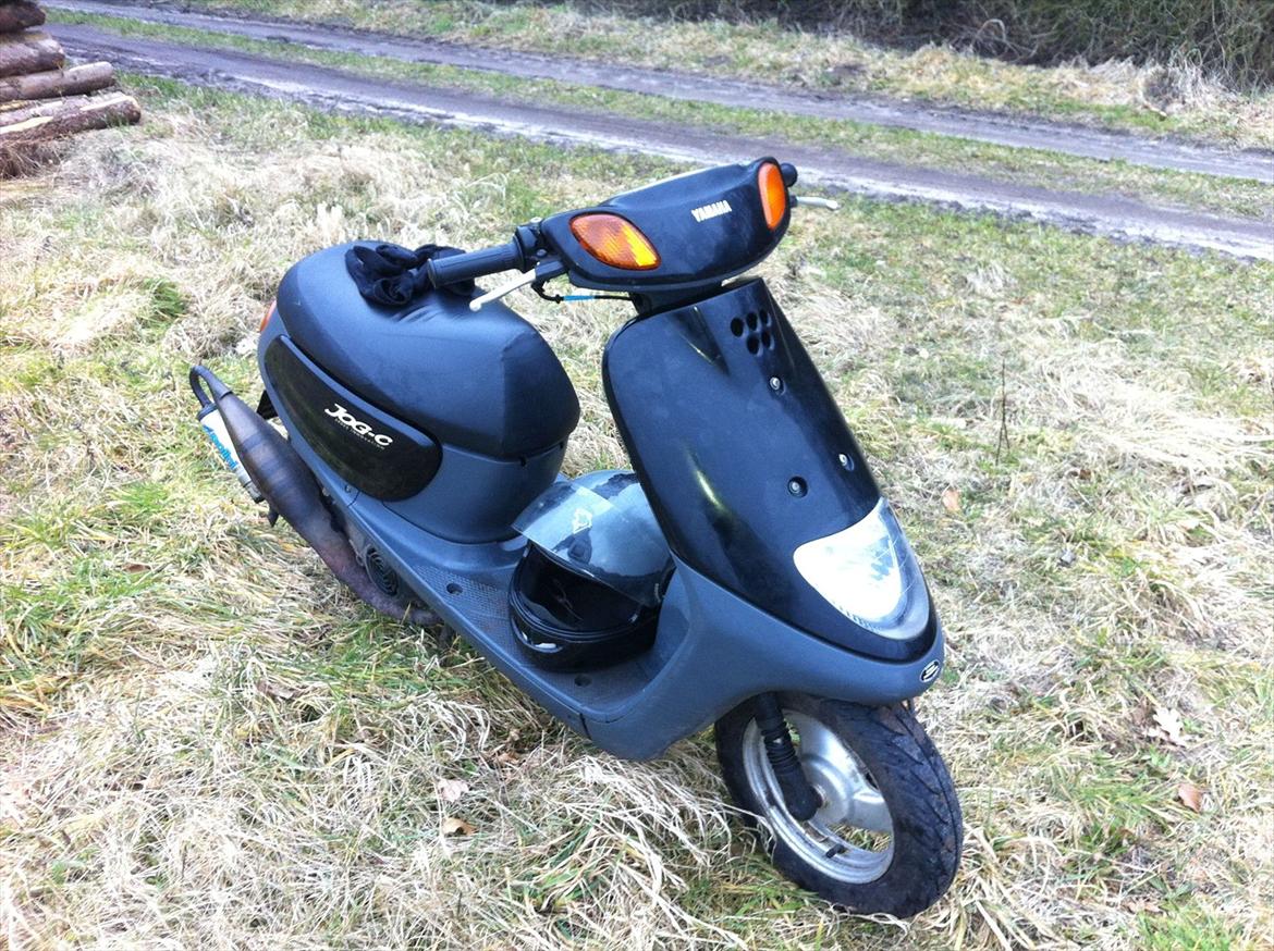 Yamaha Jog Space (taget af panserne) billede 1