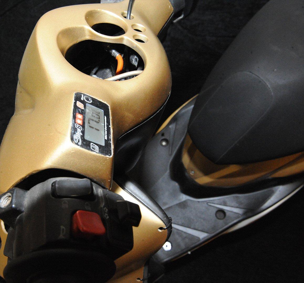 Yamaha Jog RR- R/T Gold STJÅLET billede 4