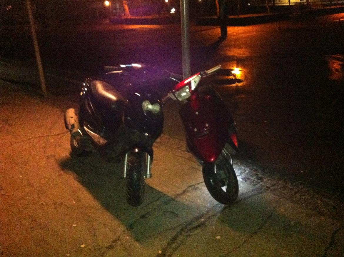 PGO Hot 50 billede 2