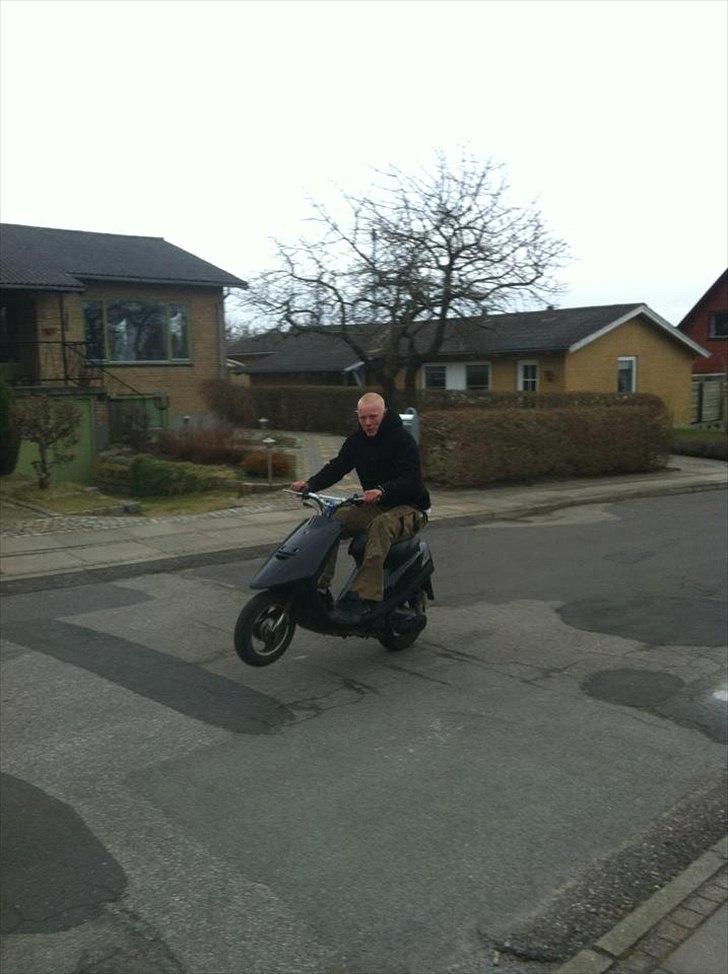 Yamaha jog as. SOLGT. billede 7